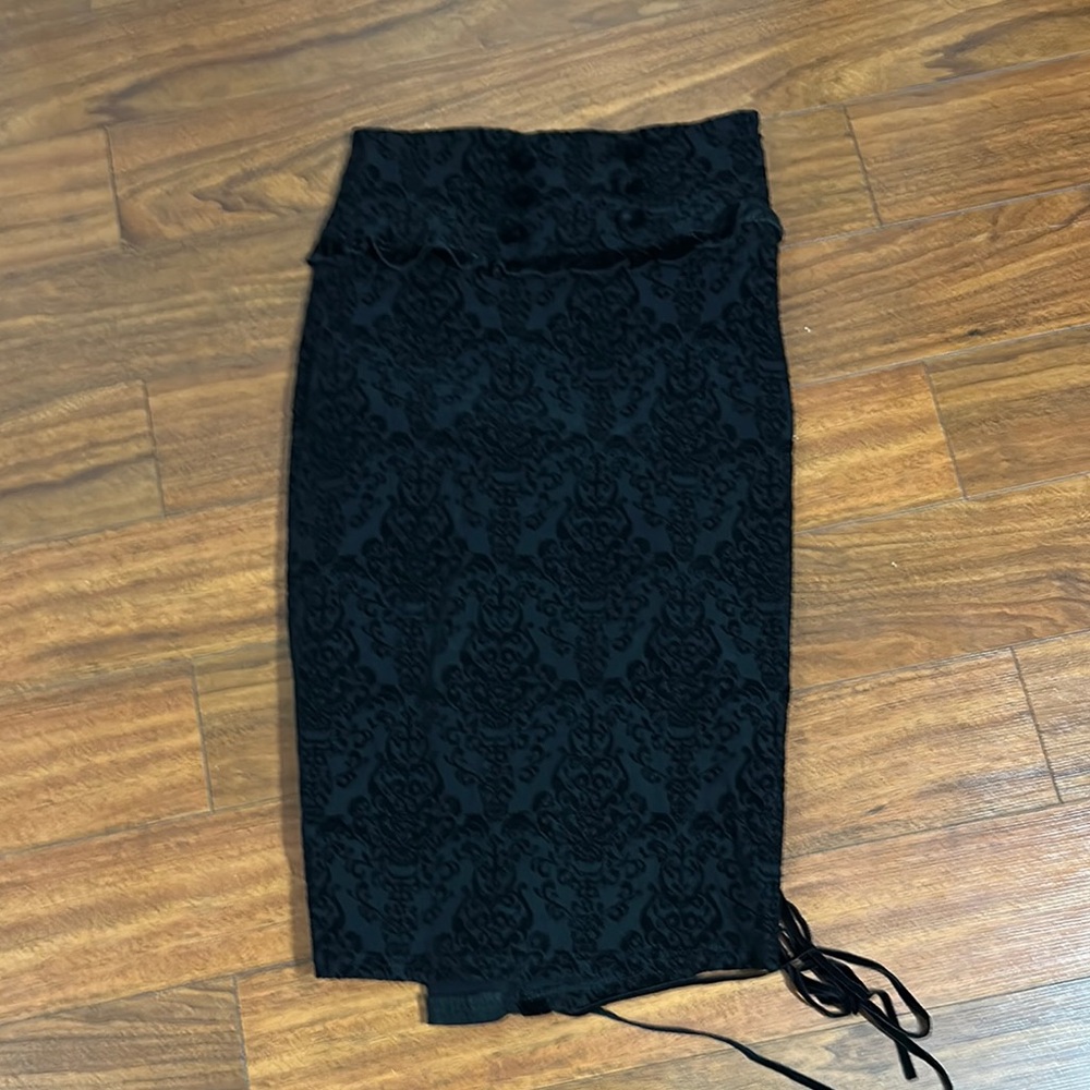 Killstar Size M Flocked Velvet Black Lace Skirt